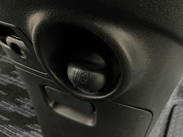 ムーヴＸ　ＶＳ　ＣＤチューナー　キーフリーシステム　アルミホイールＣＤチューナー　キーフリーシステム　アルミホイール　マニュアルエアコン　カーペットマット　電動格納式ドアミラー　フォグランプ　運転席・助手席エアバッグ　パワステ　パワーウインドウ　ＡＢＳ　ベンチシート（京都府）の中古車