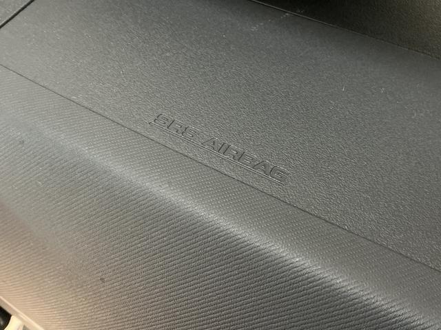 ムーヴＸ　ＶＳ　ＣＤチューナー　キーフリーシステム　アルミホイールＣＤチューナー　キーフリーシステム　アルミホイール　マニュアルエアコン　カーペットマット　電動格納式ドアミラー　フォグランプ　運転席・助手席エアバッグ　パワステ　パワーウインドウ　ＡＢＳ　ベンチシート（京都府）の中古車