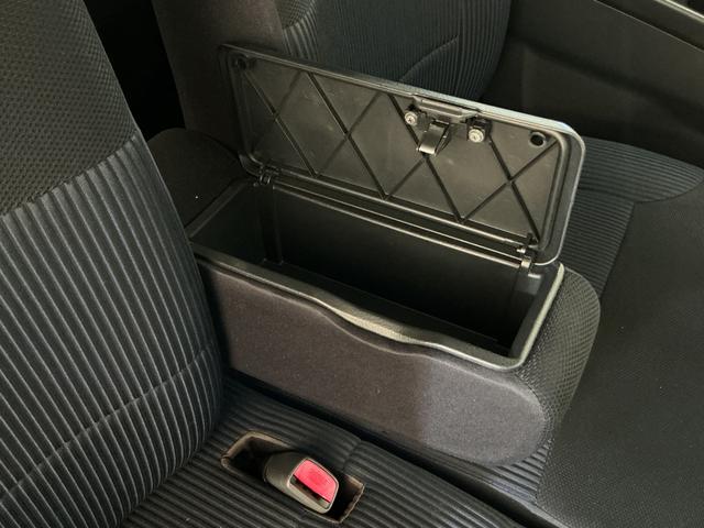 ムーヴＸ　ＶＳ　ＣＤチューナー　キーフリーシステム　アルミホイールＣＤチューナー　キーフリーシステム　アルミホイール　マニュアルエアコン　カーペットマット　電動格納式ドアミラー　フォグランプ　運転席・助手席エアバッグ　パワステ　パワーウインドウ　ＡＢＳ　ベンチシート（京都府）の中古車