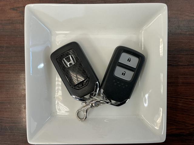 Ｓ６６０α　ディスプレイオーディオ　ＥＴＣ　バックカメラディスプレイオーディオ　ＥＴＣ　バックカメラ　プッシュボタンエンジンスタート　オートエアコン　電動ドアミラー　ＬＥＤヘッドライト　オートライト　アルミホイール　クルーズコントロール　カーペットマット（京都府）の中古車