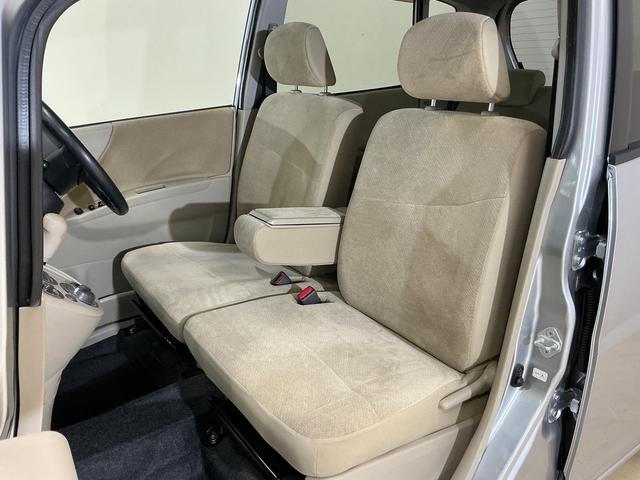 ムーヴＸ　ワンオーナー　ＣＤチューナー　キーフリーシステム　ＡＢＳワンオーナー　キーフリーシステム　ＣＤチューナー　キーレスリモコン　マニュアルエアコン　電動格納式ドアミラー　ホイールキャップ　リヤワイパー　ロングバイザー　ベンチシート　パワステ　パワーウインドウ（京都府）の中古車