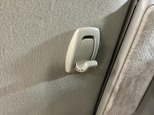 ムーヴＸ　ワンオーナー　ＣＤチューナー　キーフリーシステム　ＡＢＳワンオーナー　キーフリーシステム　ＣＤチューナー　キーレスリモコン　マニュアルエアコン　電動格納式ドアミラー　ホイールキャップ　リヤワイパー　ロングバイザー　ベンチシート　パワステ　パワーウインドウ（京都府）の中古車