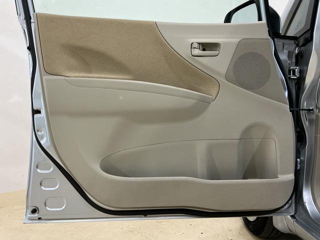 ムーヴＸ　ワンオーナー　ＣＤチューナー　キーフリーシステム　ＡＢＳワンオーナー　キーフリーシステム　ＣＤチューナー　キーレスリモコン　マニュアルエアコン　電動格納式ドアミラー　ホイールキャップ　リヤワイパー　ロングバイザー　ベンチシート　パワステ　パワーウインドウ（京都府）の中古車