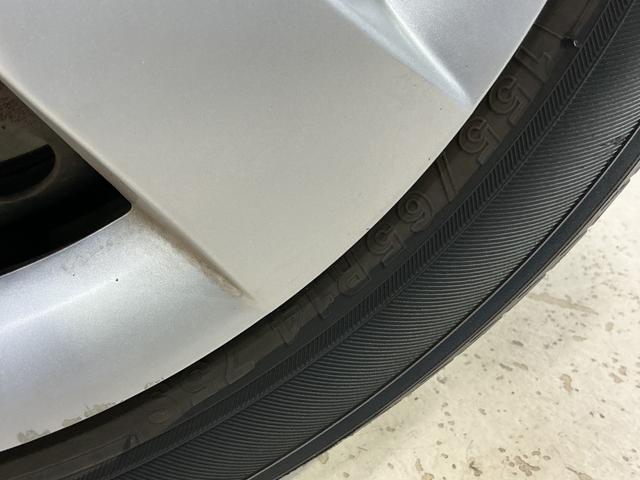 ムーヴＸ　ワンオーナー　ＣＤチューナー　キーフリーシステム　ＡＢＳワンオーナー　キーフリーシステム　ＣＤチューナー　キーレスリモコン　マニュアルエアコン　電動格納式ドアミラー　ホイールキャップ　リヤワイパー　ロングバイザー　ベンチシート　パワステ　パワーウインドウ（京都府）の中古車