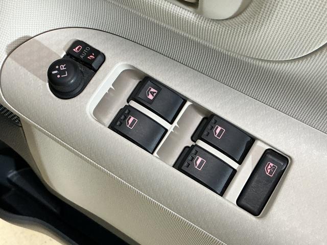 ムーヴキャンバスXリミテッド SAIII ワンオーナー ナビ バックカメラワンオーナー ナビ バックカメラ ドライブレコーダー 両側電動スライドドア オートマチックハイビーム USB Bluetooth DVD プッシュスタート 横滑り防止装置 スマートキー フルセグTV(京都府)の中古車