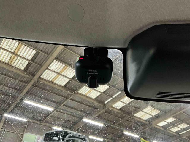 タントＸリミテッドＳＡIII　両側電動スライドドア　キーフリー衝突被害軽減システム　オートライト　オートマチックハイビーム　ＬＥＤヘッドライト　両側電動スライドドア　キーフリーシステム　プッシュボタンスタート　カーナビ　パノラマモニター　ＥＴＣ　前方ドラレコ（京都府）の中古車