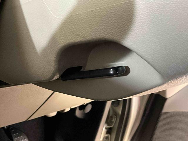 ミラXリミテッドナビ キーフリーシステム オートエアコン 運転席 助手席 エアバッグ ABS 安全ボディ バイザー カーペットマット 電動格納式ドアミラー 運転席シートリフター フルホイールキャップ(京都府)の中古車