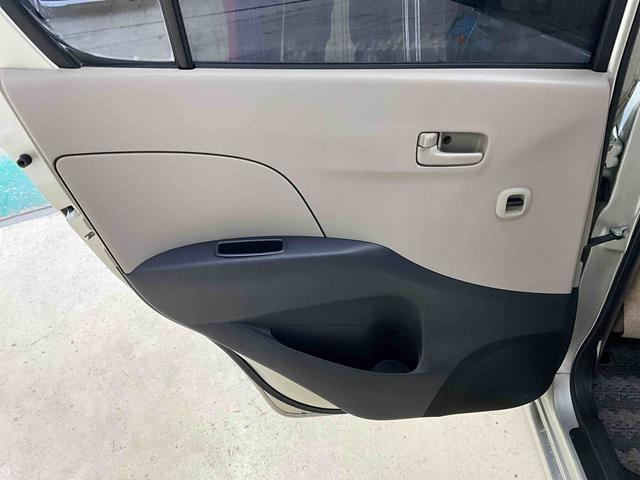 ミラXリミテッドナビ キーフリーシステム オートエアコン 運転席 助手席 エアバッグ ABS 安全ボディ バイザー カーペットマット 電動格納式ドアミラー 運転席シートリフター フルホイールキャップ(京都府)の中古車