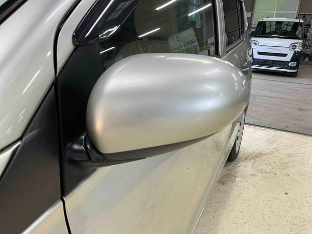 ミラXリミテッドナビ キーフリーシステム オートエアコン 運転席 助手席 エアバッグ ABS 安全ボディ バイザー カーペットマット 電動格納式ドアミラー 運転席シートリフター フルホイールキャップ(京都府)の中古車