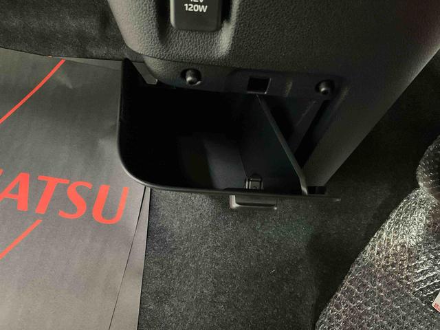 ムーヴキャンバスストライプスG 届出済未使用車 オーディオレス届出済未使用車 オーディオレス 両側電動スライドドア 全方位カメラ 運転席助手席シートヒーター 電動パーキングブレーキ オートライト オートハイビーム LEDヘッドライト LEDフォグランプ(京都府)の中古車