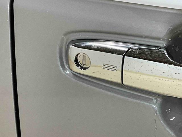 ムーヴキャンバスストライプスG 届出済未使用車 オーディオレス届出済未使用車 オーディオレス 両側電動スライドドア 全方位カメラ 運転席助手席シートヒーター 電動パーキングブレーキ オートライト オートハイビーム LEDヘッドライト LEDフォグランプ(京都府)の中古車