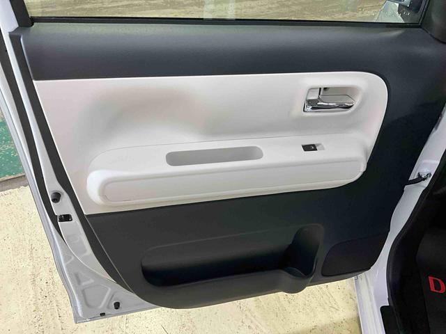 ムーヴキャンバスストライプスG 届出済未使用車 オーディオレス届出済未使用車 オーディオレス 両側電動スライドドア 全方位カメラ 運転席助手席シートヒーター 電動パーキングブレーキ オートライト オートハイビーム LEDヘッドライト LEDフォグランプ(京都府)の中古車