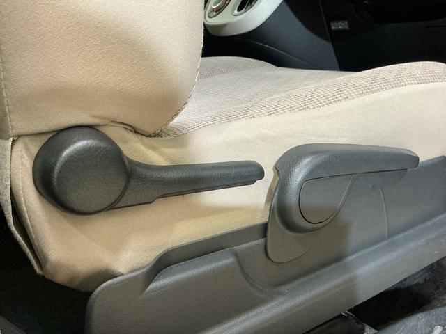 ミラココアココアＸスマートセレクションＳＮ　ワンオーナー　４ＷＤ　ナビ現車確認をお願いしております。４ＷＤ　ナビ　ドライブレコーダー　ＥＴＣ　バックカメラ　アイドリングストップ　キーレスエントリー　ドアバイザー　フォグライト　１２Ｖ電源ソケット（京都府）の中古車