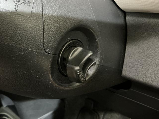 ミラココアココアＸスマートセレクションＳＮ　ワンオーナー　４ＷＤ　ナビ現車確認をお願いしております。４ＷＤ　ナビ　ドライブレコーダー　ＥＴＣ　バックカメラ　アイドリングストップ　キーレスエントリー　ドアバイザー　フォグライト　１２Ｖ電源ソケット（京都府）の中古車