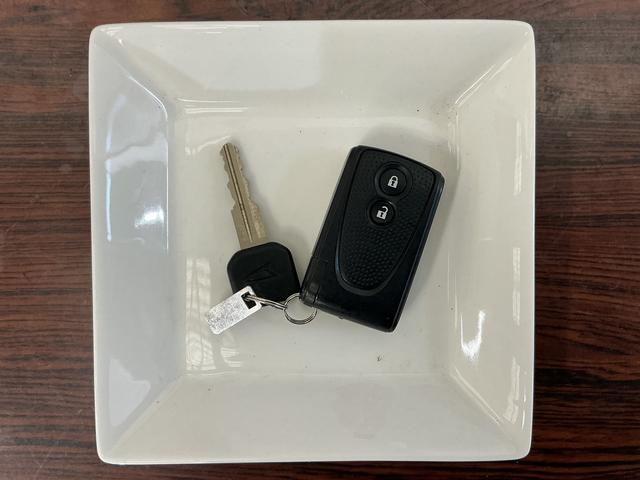 ミラココアココアＸ　ナビＴＶ　バックカメラ　Ｂｌｕｅｔｏｏｔｈ　ＤＶＤナビＴＶ　バックカメラ　Ｂｌｕｅｔｏｏｔｈ　ＤＶＤ　アイドリングストップ　ドアバイザー　盗難防止装置　電動格納ミラー　ヘッドライトレべライザー　１２Ｖ電源ソケット　オートエアコン　スペアキー有り（京都府）の中古車