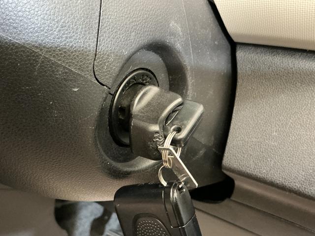 ミラココアココアＸ　ナビＴＶ　バックカメラ　Ｂｌｕｅｔｏｏｔｈ　ＤＶＤナビＴＶ　バックカメラ　Ｂｌｕｅｔｏｏｔｈ　ＤＶＤ　アイドリングストップ　ドアバイザー　盗難防止装置　電動格納ミラー　ヘッドライトレべライザー　１２Ｖ電源ソケット　オートエアコン　スペアキー有り（京都府）の中古車