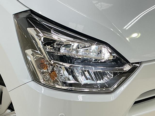 ミライースＸ　ＳＡIII　バックカメラ　前後コーナーセンサーバックカメラ　オートマチックハイビーム　前後コーナーセンサー　ＬＥＤヘッドライト　キーレスエントリー　オートライト　盗難防止装置　横滑り防止装置　アイドリングストップ　マニュアルエアコン　スマアシ（京都府）の中古車