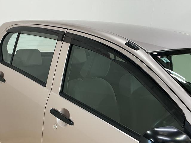 ミライースＬｆ　４ＷＤ　ＣＤオーディオ　アイドリングストップ４ＷＤ　ＣＤオーディオ　アイドリングストップ　ドアバイザー　スペアキー有り　キーレスエントリー　盗難防止装置　マニュアルエアコン　ヘッドライトレべライザー　１２Ｖ電源ソケット（京都府）の中古車