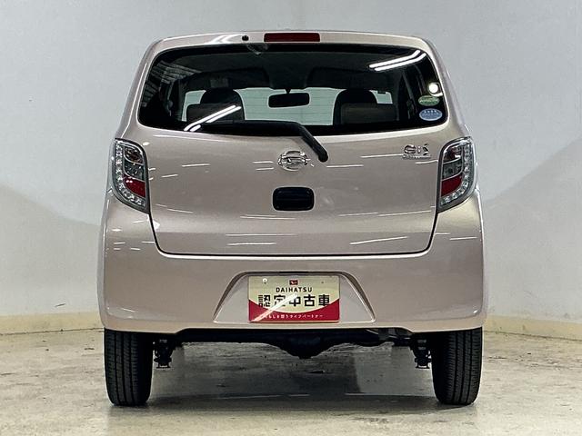 ミライースＬｆ　４ＷＤ　ＣＤオーディオ　アイドリングストップ４ＷＤ　ＣＤオーディオ　アイドリングストップ　ドアバイザー　スペアキー有り　キーレスエントリー　盗難防止装置　マニュアルエアコン　ヘッドライトレべライザー　１２Ｖ電源ソケット（京都府）の中古車
