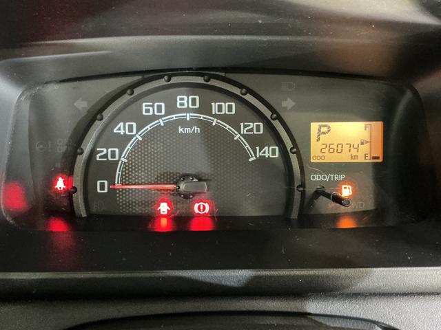 ハイゼットトラックスタンダード　切替式４ＷＤ　オートマ車　ラジオデッキ　３方開切替式４ＷＤ　オートマ　ラジオデッキ　ＥＴＣ　３方開　ドアバイザー　ラバーマット　ヘッドライトレべライザー　マニュアルエアコン　１２Ｖ電源ソケット　スペアタイヤ　バッテリーカバー（京都府）の中古車