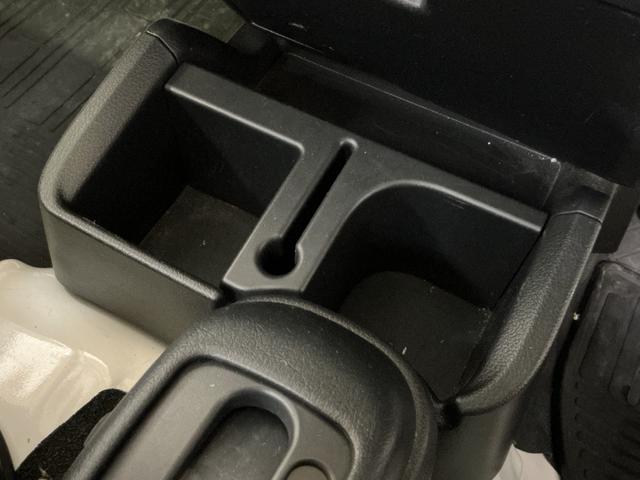 ハイゼットトラックスタンダード　切替式４ＷＤ　オートマ車　ラジオデッキ　３方開切替式４ＷＤ　オートマ　ラジオデッキ　ＥＴＣ　３方開　ドアバイザー　ラバーマット　ヘッドライトレべライザー　マニュアルエアコン　１２Ｖ電源ソケット　スペアタイヤ　バッテリーカバー（京都府）の中古車