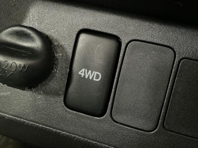 ハイゼットトラックスタンダード　切替式４ＷＤ　オートマ車　ラジオデッキ　３方開切替式４ＷＤ　オートマ　ラジオデッキ　ＥＴＣ　３方開　ドアバイザー　ラバーマット　ヘッドライトレべライザー　マニュアルエアコン　１２Ｖ電源ソケット　スペアタイヤ　バッテリーカバー（京都府）の中古車