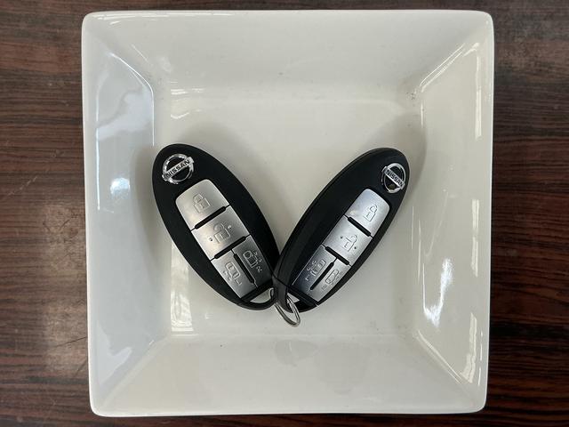 セレナハイウェイスター Vセレ+セーフティII SHV ナビTVワンオーナー ナビTV 全方位カメラ 前後ドライブレコーダー ETC 両側電動スライドドア 16インチ純正アルミホイール USB接続 Bluetooth スマートキー 後席オートエアコン オートライト(京都府)の中古車