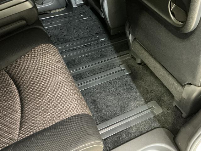 セレナハイウェイスター Vセレ+セーフティII SHV ナビTVワンオーナー ナビTV 全方位カメラ 前後ドライブレコーダー ETC 両側電動スライドドア 16インチ純正アルミホイール USB接続 Bluetooth スマートキー 後席オートエアコン オートライト(京都府)の中古車