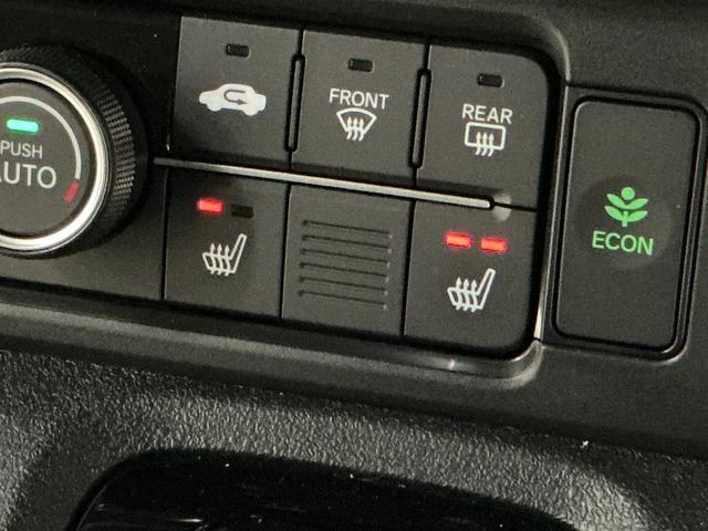 Ｎ−ＢＯＸカスタムターボ　ナビ　バックカメラ　フルセグチューナーターボ　純正ナビ　バックカメラ　フルセグチューナー　ブルートゥース対応　両側リヤパワースライドドア　プッシュボタンエンジンスタート　オートエアコン　シートヒーター　アルミホイール　シートヒーター（京都府）の中古車