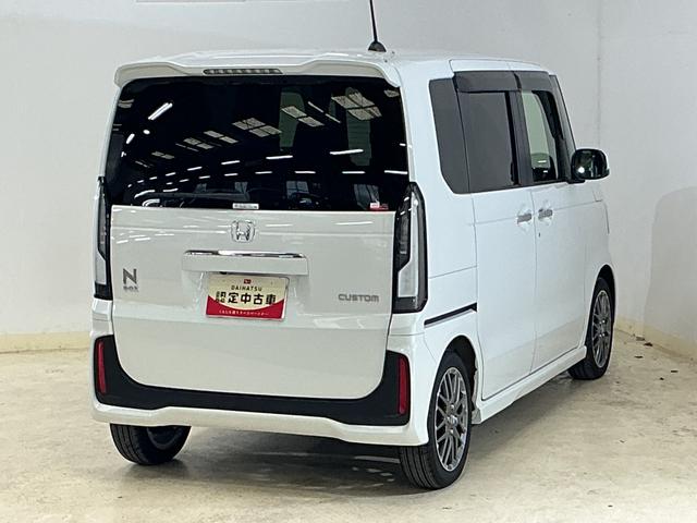 Ｎ−ＢＯＸカスタムターボ　ナビ　バックカメラ　フルセグチューナーターボ　純正ナビ　バックカメラ　フルセグチューナー　ブルートゥース対応　両側リヤパワースライドドア　プッシュボタンエンジンスタート　オートエアコン　シートヒーター　アルミホイール　シートヒーター（京都府）の中古車