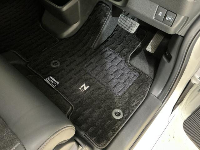 Ｎ−ＢＯＸカスタムターボ　ナビ　バックカメラ　フルセグチューナーターボ　純正ナビ　バックカメラ　フルセグチューナー　ブルートゥース対応　両側リヤパワースライドドア　プッシュボタンエンジンスタート　オートエアコン　シートヒーター　アルミホイール　シートヒーター（京都府）の中古車