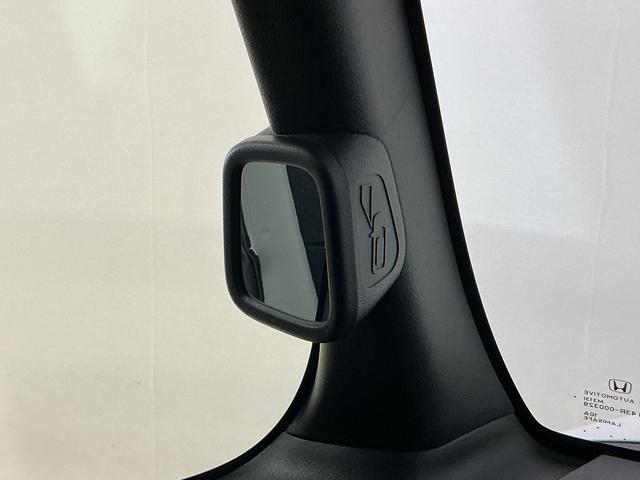 Ｎ−ＢＯＸカスタムターボ　ナビ　バックカメラ　フルセグチューナーターボ　純正ナビ　バックカメラ　フルセグチューナー　ブルートゥース対応　両側リヤパワースライドドア　プッシュボタンエンジンスタート　オートエアコン　シートヒーター　アルミホイール　シートヒーター（京都府）の中古車