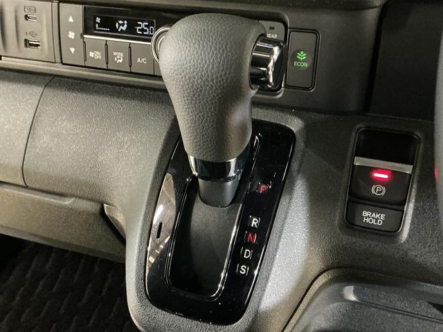 Ｎ−ＢＯＸカスタムターボ　ナビ　バックカメラ　フルセグチューナーターボ　純正ナビ　バックカメラ　フルセグチューナー　ブルートゥース対応　両側リヤパワースライドドア　プッシュボタンエンジンスタート　オートエアコン　シートヒーター　アルミホイール　シートヒーター（京都府）の中古車