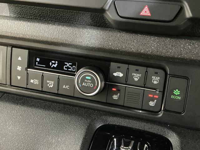 Ｎ−ＢＯＸカスタムターボ　ナビ　バックカメラ　フルセグチューナーターボ　純正ナビ　バックカメラ　フルセグチューナー　ブルートゥース対応　両側リヤパワースライドドア　プッシュボタンエンジンスタート　オートエアコン　シートヒーター　アルミホイール　シートヒーター（京都府）の中古車