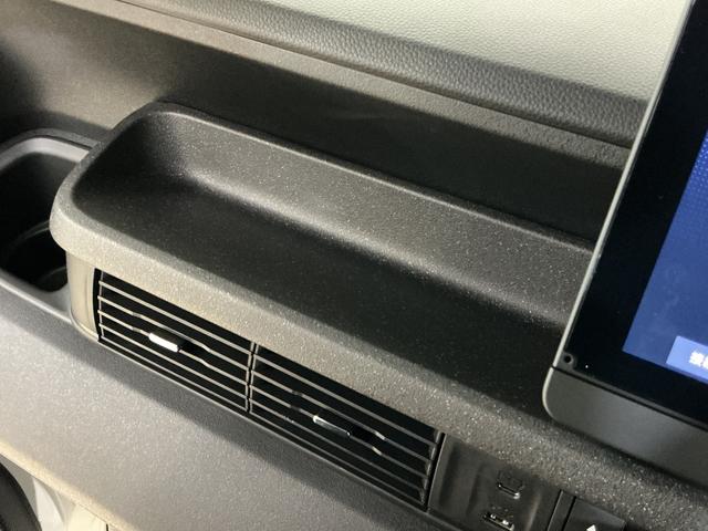 Ｎ−ＢＯＸカスタムターボ　ナビ　バックカメラ　フルセグチューナーターボ　純正ナビ　バックカメラ　フルセグチューナー　ブルートゥース対応　両側リヤパワースライドドア　プッシュボタンエンジンスタート　オートエアコン　シートヒーター　アルミホイール　シートヒーター（京都府）の中古車