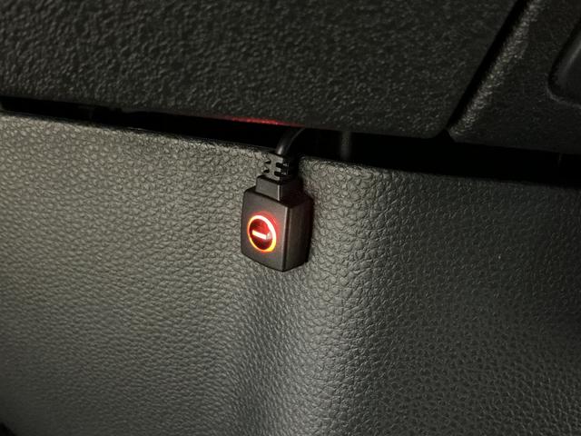 Ｎ−ＢＯＸカスタムターボ　ナビ　バックカメラ　フルセグチューナーターボ　純正ナビ　バックカメラ　フルセグチューナー　ブルートゥース対応　両側リヤパワースライドドア　プッシュボタンエンジンスタート　オートエアコン　シートヒーター　アルミホイール　シートヒーター（京都府）の中古車