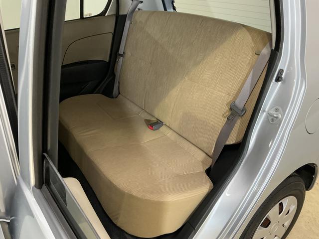 ミラＸ　ＣＤチューナー　キーレスリモコン　電動格納式ドアミラーＣＤチューナー　キーレスリモコン　マニュアルエアコン　ホイールキャップ　カーペットマット　ロングバイザー　電動格納式ドアミラー　リヤスモークドガラス　運転席・助手席エアバッグ　パワステ　ＡＢＳ（京都府）の中古車