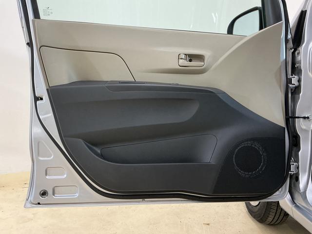 ミラＸ　ＣＤチューナー　キーレスリモコン　電動格納式ドアミラーＣＤチューナー　キーレスリモコン　マニュアルエアコン　ホイールキャップ　カーペットマット　ロングバイザー　電動格納式ドアミラー　リヤスモークドガラス　運転席・助手席エアバッグ　パワステ　ＡＢＳ（京都府）の中古車