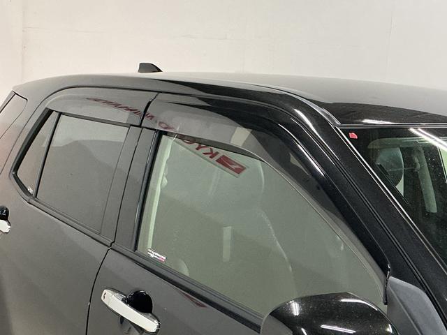 ロッキープレミアム　９インチナビ　パノラマモニター　ＥＴＣ　ドラレコ９インチナビ　パノラマモニター　フルセグチューナー　ブルートゥース対応　ＥＴＣ　ドライブレコーダー　スマートアシスト　プッシュボタンエンジンスタート　アダプティブクルーズコントロール　シートヒーター（京都府）の中古車