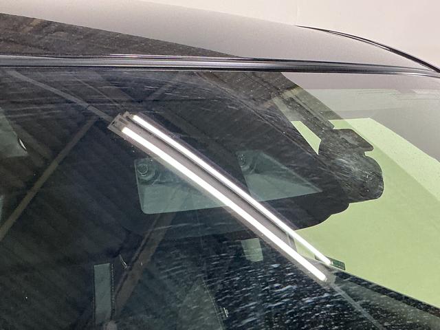 ロッキープレミアム　９インチナビ　パノラマモニター　ＥＴＣ　ドラレコ９インチナビ　パノラマモニター　フルセグチューナー　ブルートゥース対応　ＥＴＣ　ドライブレコーダー　スマートアシスト　プッシュボタンエンジンスタート　アダプティブクルーズコントロール　シートヒーター（京都府）の中古車