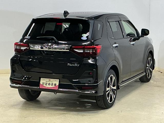 ロッキープレミアム　９インチナビ　パノラマモニター　ＥＴＣ　ドラレコ９インチナビ　パノラマモニター　フルセグチューナー　ブルートゥース対応　ＥＴＣ　ドライブレコーダー　スマートアシスト　プッシュボタンエンジンスタート　アダプティブクルーズコントロール　シートヒーター（京都府）の中古車