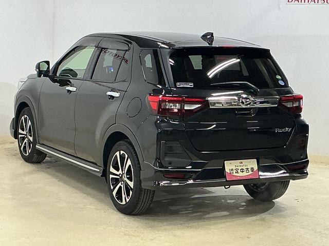 ロッキープレミアム　９インチナビ　パノラマモニター　ＥＴＣ　ドラレコ９インチナビ　パノラマモニター　フルセグチューナー　ブルートゥース対応　ＥＴＣ　ドライブレコーダー　スマートアシスト　プッシュボタンエンジンスタート　アダプティブクルーズコントロール　シートヒーター（京都府）の中古車