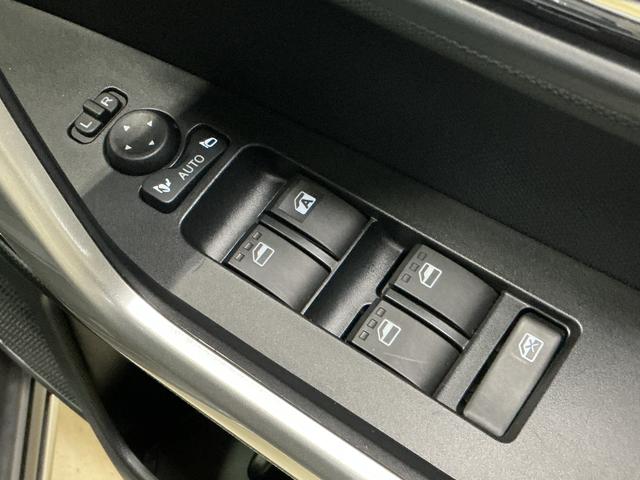 ロッキープレミアム　９インチナビ　パノラマモニター　ＥＴＣ　ドラレコ９インチナビ　パノラマモニター　フルセグチューナー　ブルートゥース対応　ＥＴＣ　ドライブレコーダー　スマートアシスト　プッシュボタンエンジンスタート　アダプティブクルーズコントロール　シートヒーター（京都府）の中古車