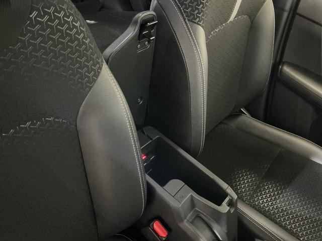 ロッキープレミアム　９インチナビ　パノラマモニター　ＥＴＣ　ドラレコ９インチナビ　パノラマモニター　フルセグチューナー　ブルートゥース対応　ＥＴＣ　ドライブレコーダー　スマートアシスト　プッシュボタンエンジンスタート　アダプティブクルーズコントロール　シートヒーター（京都府）の中古車