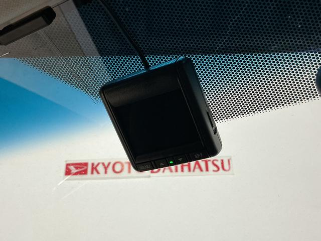 ヴェゼルＸ・ホンダセンシング　ワンオーナー　ナビＴＶ　バックカメラワンオーナー　ナビＴＶ　バックカメラ　ドライブレコーダー　ＥＴＣ　クルーズコントロール　電子パーキング　オートブレーキホールド　ＵＳＢ　Ｂｌｕｅｔｏｏｔｈ　プッシュスタート　ＬＥＤヘッドライト（京都府）の中古車