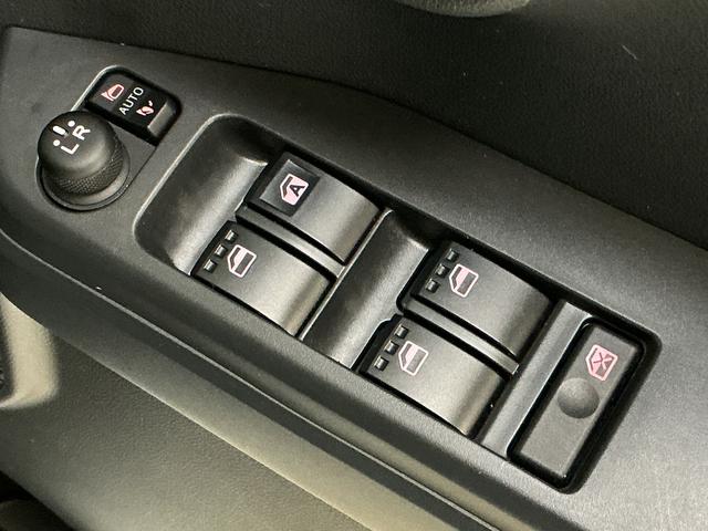 ウェイクLリミテッドSAIII ワンオーナー ナビ パノラマモニターワンオーナー ナビTV パノラマモニター ドラレコ ETC 両側電動スライドドア 14インチ純正アルミホイール オートマチックハイビーム リアコーナーセンサー Bluetooth USBチャージャー(京都府)の中古車