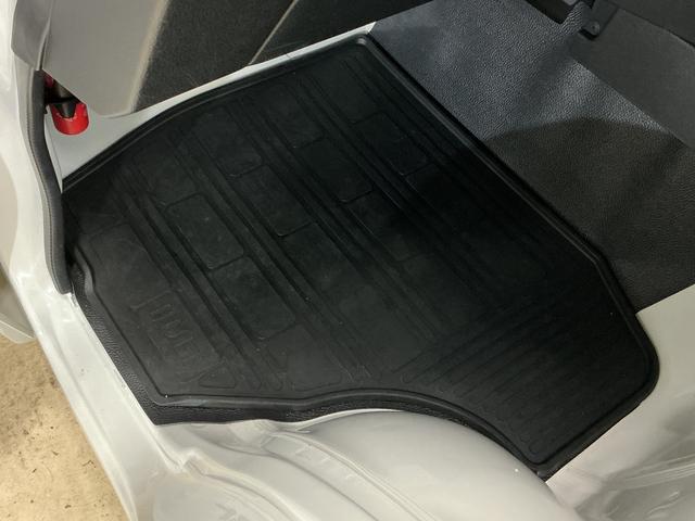 ハイゼットトラックスタンダード　レンタカーアップ　４ＷＤ　ＣＶＴ　ナビ　ＥＴＣレンタカーアップ　４ＷＤ　ＣＶＴ車　ナビ　バックカメラ　ドラレコ　ＥＴＣ　リアコーナーセンサー　オートマチックハイビーム　Ｂｌｕｅｔｏｏｔｈ　３方開　フルセグＴＶ　ＵＳＢ接続　ドアバイザー　スマアシ（京都府）の中古車