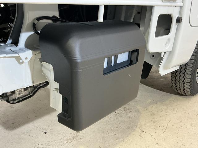 ハイゼットトラックスタンダード　レンタカーアップ　４ＷＤ　ＣＶＴ　ナビ　ＥＴＣレンタカーアップ　４ＷＤ　ＣＶＴ車　ナビ　バックカメラ　ドラレコ　ＥＴＣ　リアコーナーセンサー　オートマチックハイビーム　Ｂｌｕｅｔｏｏｔｈ　３方開　フルセグＴＶ　ＵＳＢ接続　ドアバイザー　スマアシ（京都府）の中古車