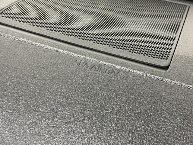 ハイゼットトラックスタンダード　レンタカーアップ　４ＷＤ　ＣＶＴ　ナビ　ＥＴＣレンタカーアップ　４ＷＤ　ＣＶＴ車　ナビ　バックカメラ　ドラレコ　ＥＴＣ　リアコーナーセンサー　オートマチックハイビーム　Ｂｌｕｅｔｏｏｔｈ　３方開　フルセグＴＶ　ＵＳＢ接続　ドアバイザー　スマアシ（京都府）の中古車