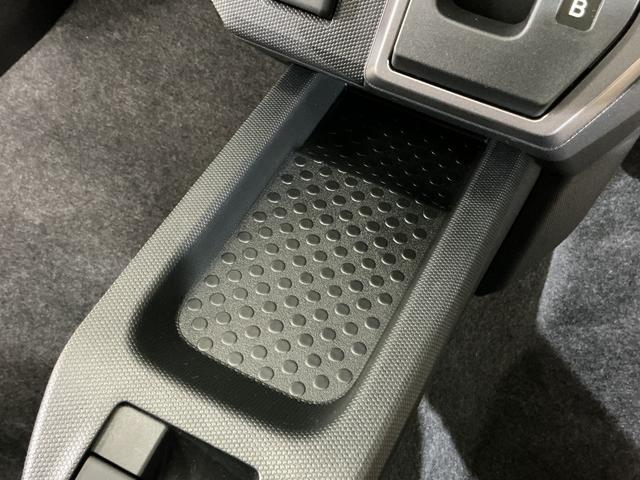 タフトＧ　クロムベンチャー　届け出済み未使用車　全周囲カメラ届出済み未使用車　パノラマモニター　スカイフィールトップ　アダプティブクルーズコントロール　シートヒーター　コーナーセンサー　１５インチ純正アルミホイール　オートマチックハイビーム　ＵＳＢチャージャー（京都府）の中古車